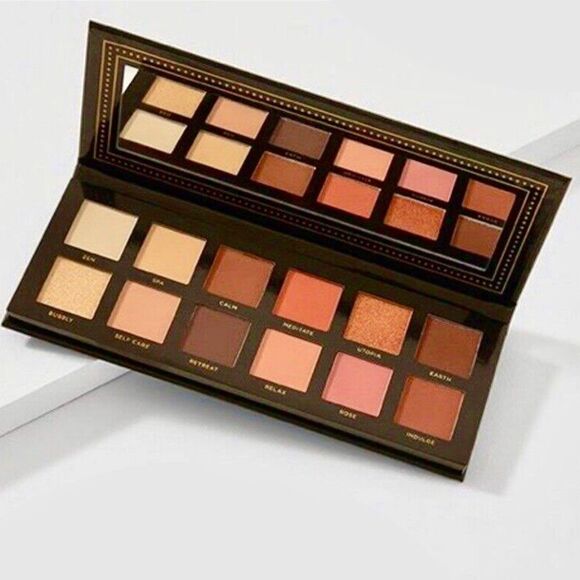 Ace Beauty Serenity Eyeshadow Palette - Picture 3 of 3